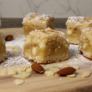 Almonds squares